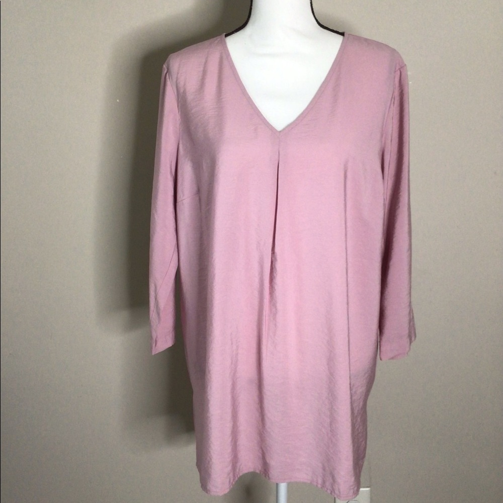 J. Jill Silky Blush Tunic M Oversized Pleats V-neck Button Cuffs HiLo Hem